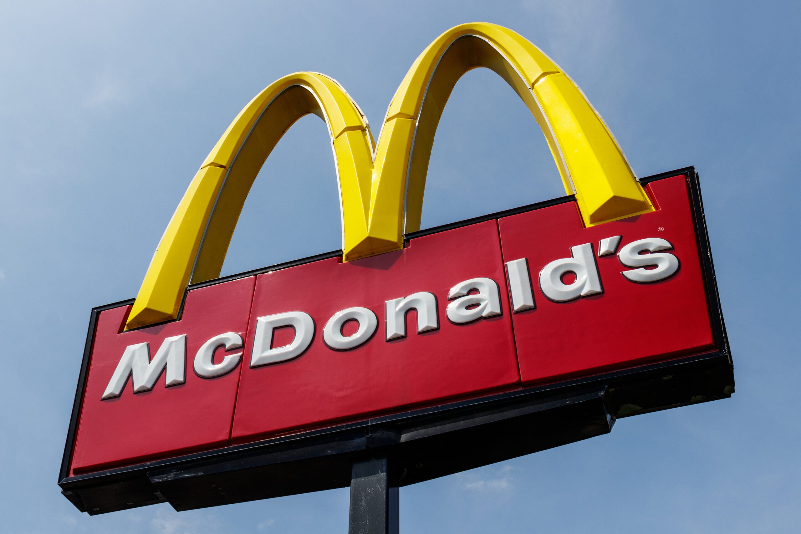 McDonald’s anuncia el regreso del pastel de manzana frito a su menú después de más de 30 años