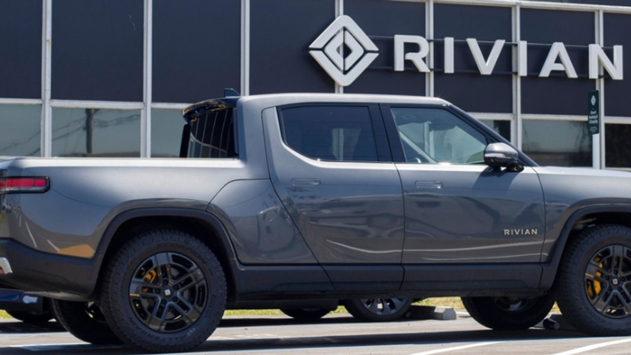 Rivian emite 75 millones de acciones nuevas: señales del financiamiento en la industria EV