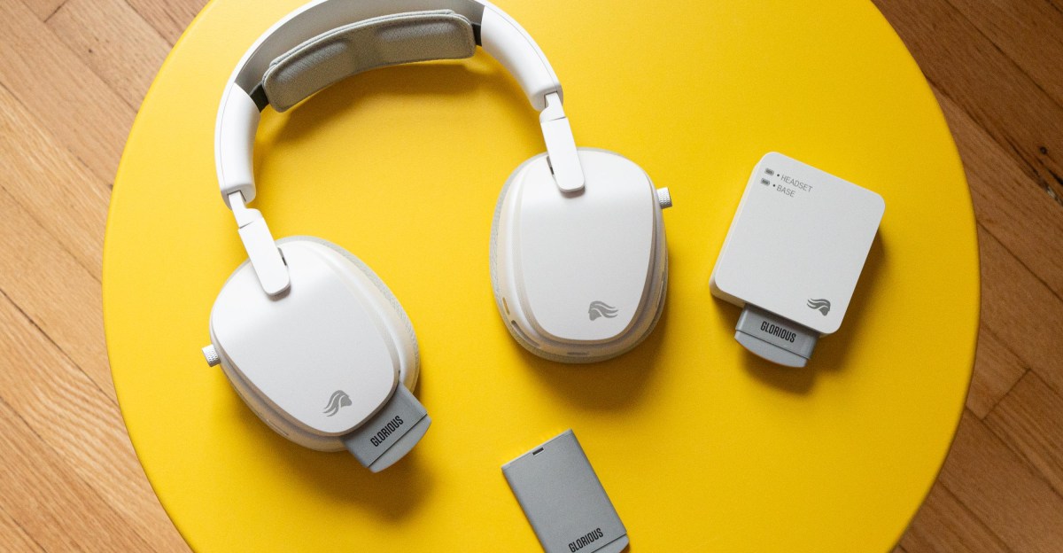 Auriculares inalámbricos con cambio de batería en caliente: nueva estrategia contra la inactividad