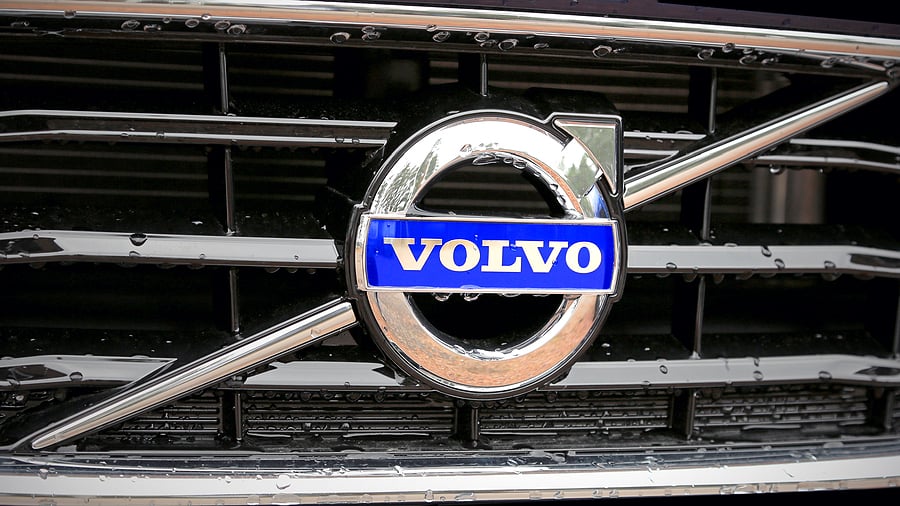 Profeco llama a revisión más de 5 mil vehículos Volvo por esta posible falla en la batería