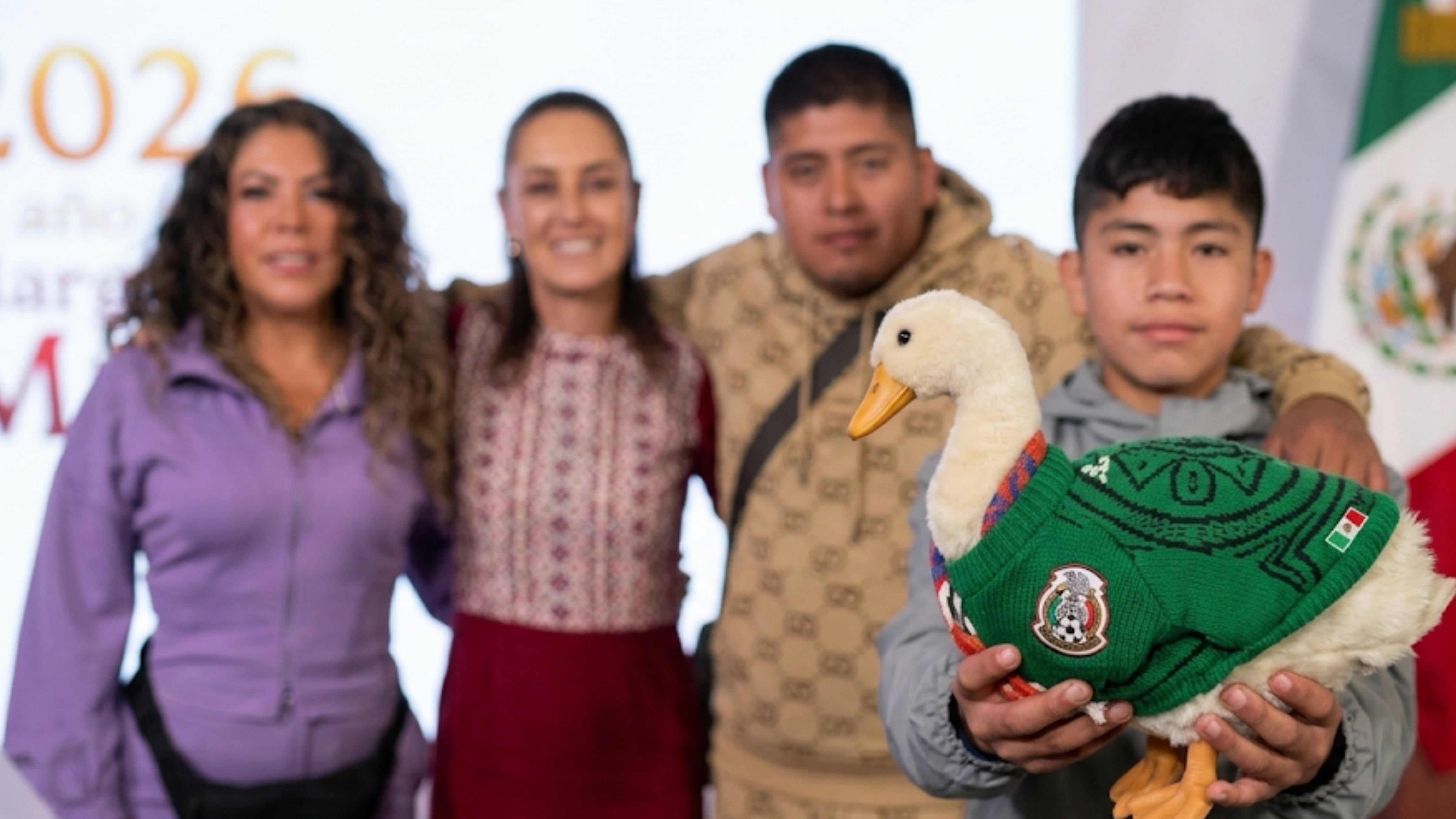 ¿Alguien registró al Pato Merlín ante el IMPI antes que los dueños? Esto se sabe