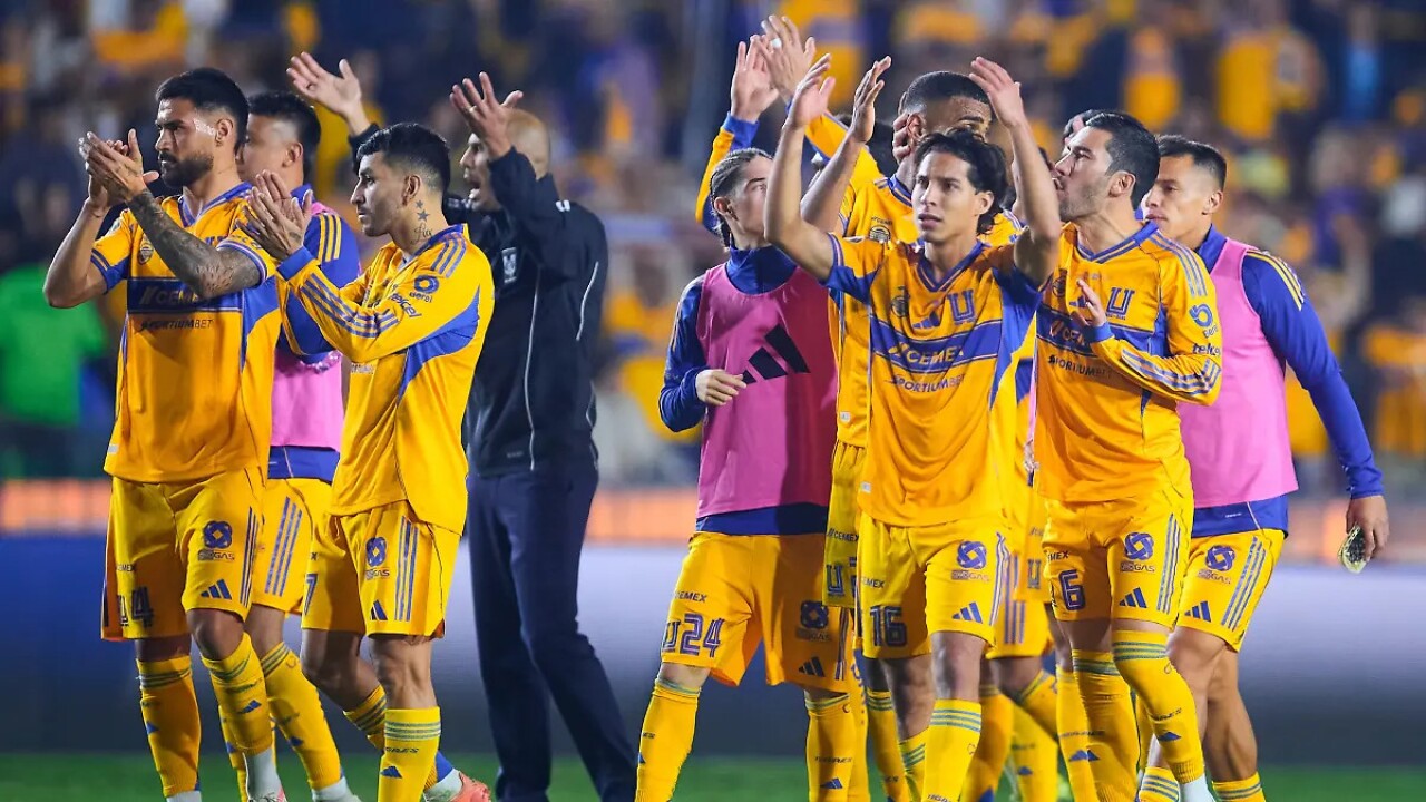 Patrocinios deportivos en México: marcas redirigen inversión entre fútbol y béisbol