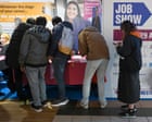 Mercados laborales bajo presión: empleo, salarios y tasas de interés en un entorno volátil