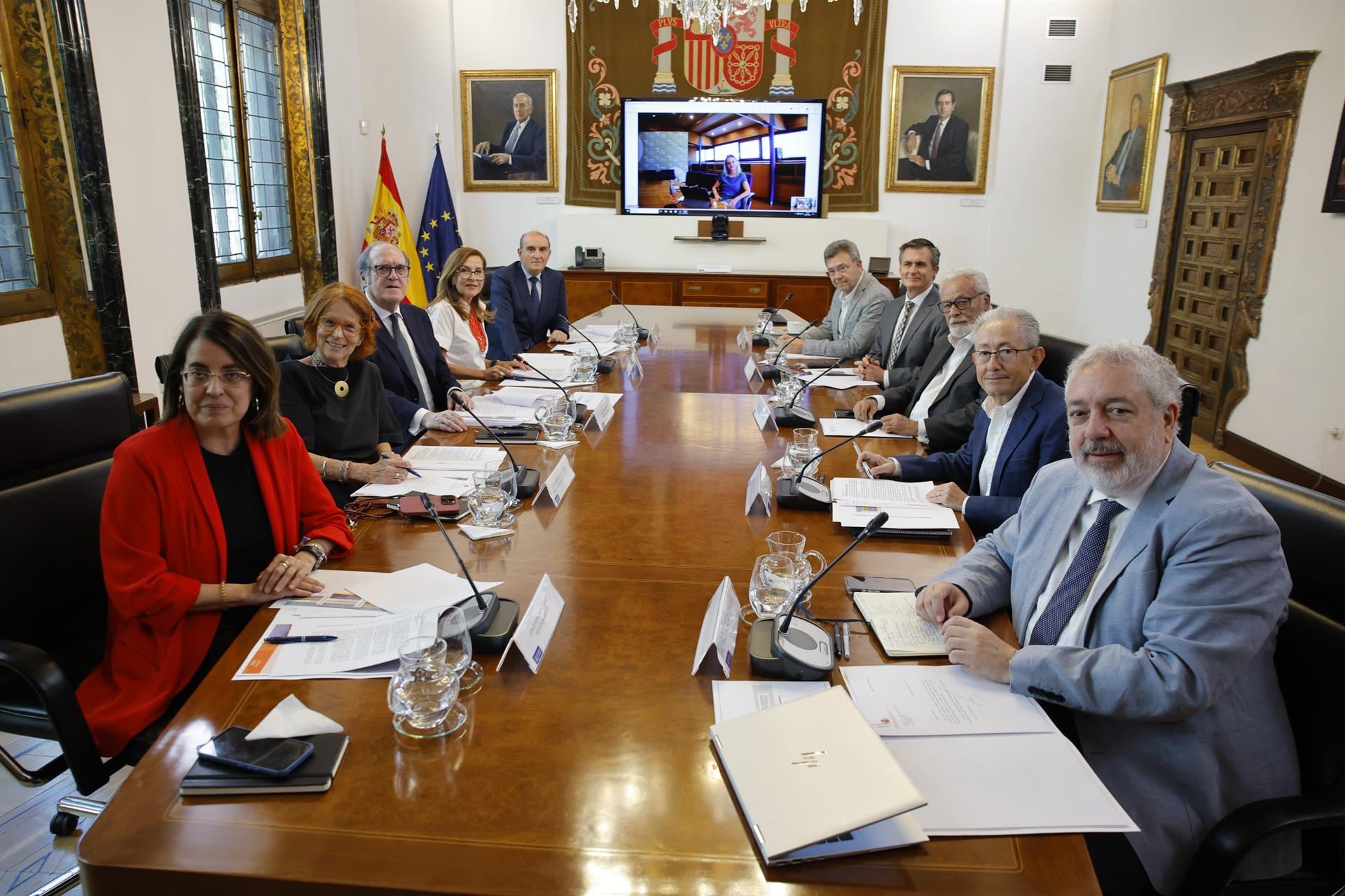 Crisis de vivienda en España: defensorías públicas coordinan respuesta institucional