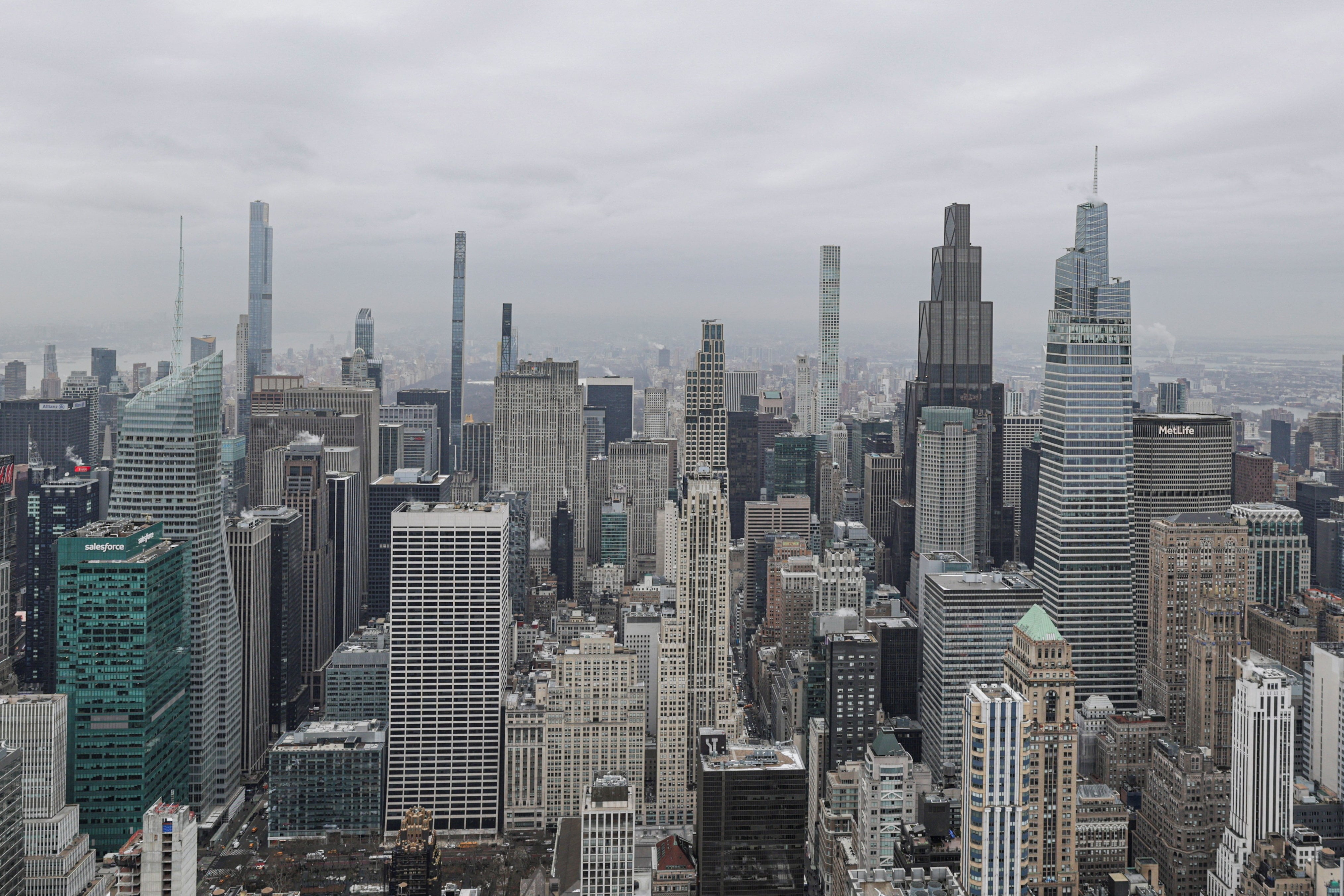 Empresas de IA concentran operaciones en Nueva York: 1.000 empleos y expansión inmobiliaria