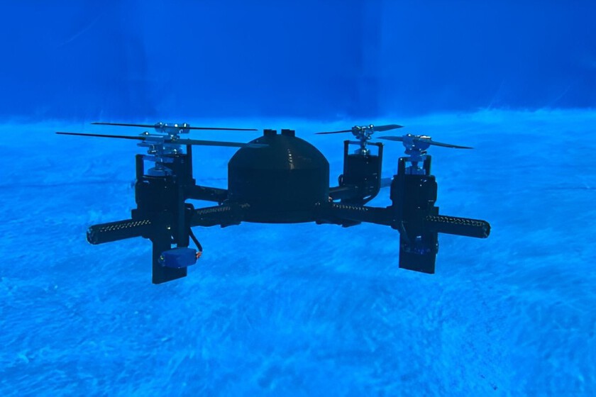 Drones híbridos aéreo-acuáticos: tecnología de transición entre medios para operaciones de rescate