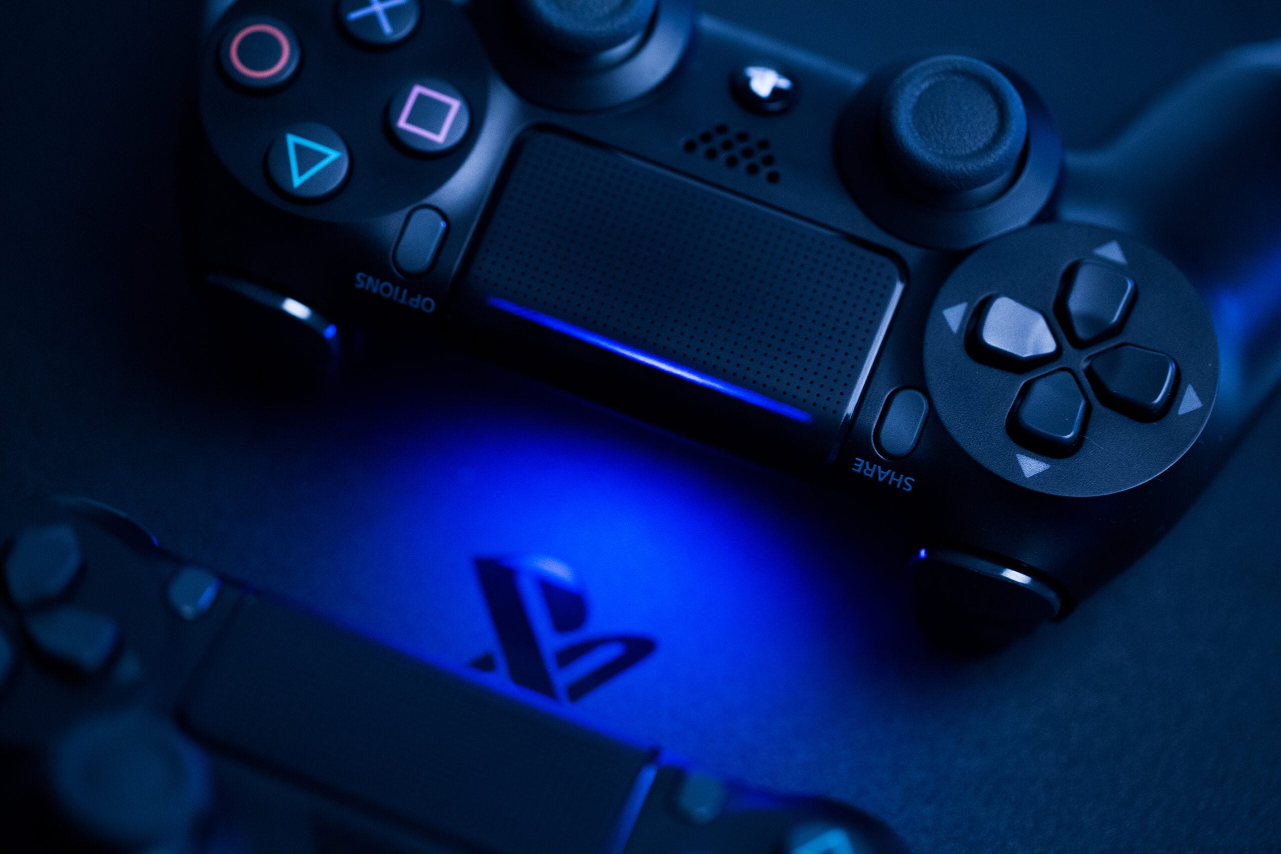 Plataformas de juegos digitales adoptan precios en moneda local: el caso de México