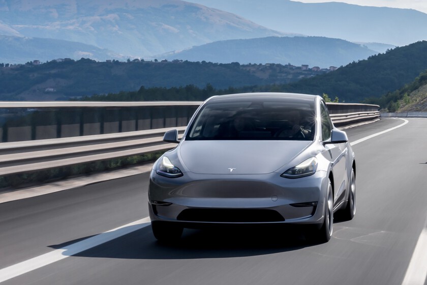 Vehículos eléctricos vs. diésel en carretera: análisis de costos y eficiencia en trayectos largos